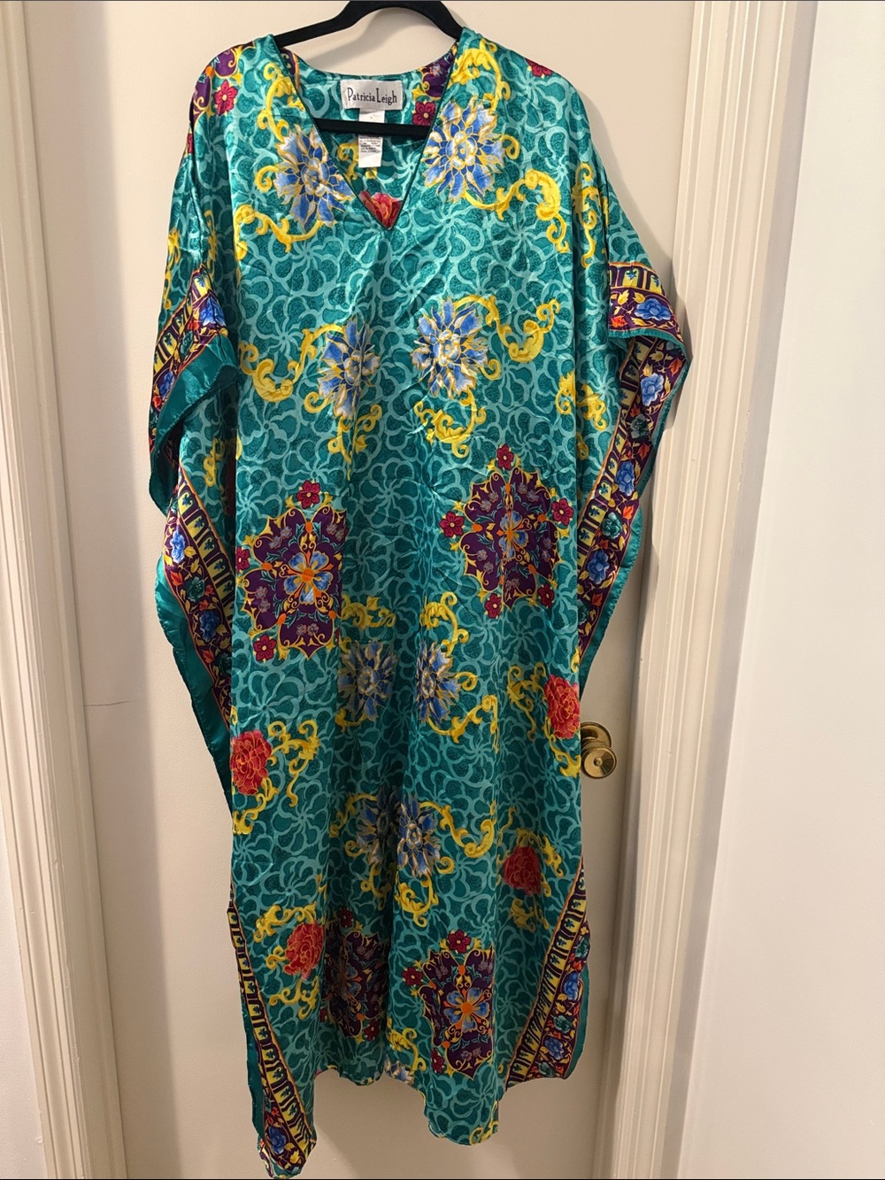 Vintage 80’s Mrs Roper esque Floral bold jewel tone Print Caftan Dress OS UGC